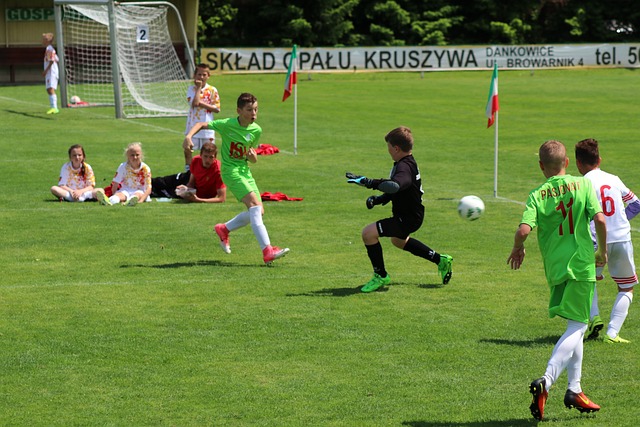 新的足球哲 新的足球哲